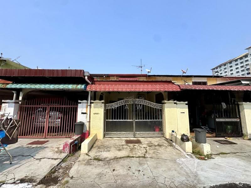 2-storey Terraced House for Rent in Taman Pandamaran Jaya (Pelabuhan Klang) - Adaw Zain - Exterior - PropertyGuru.com.my