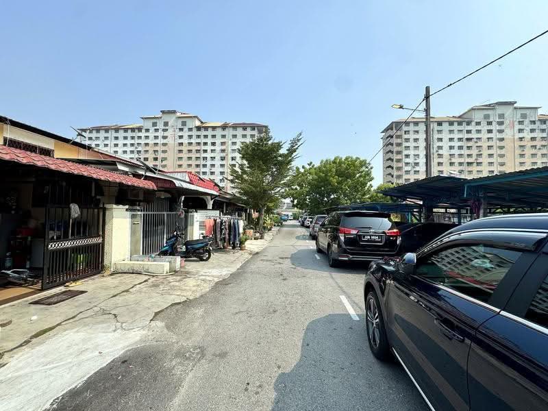 2-storey Terraced House for Rent in Taman Pandamaran Jaya (Pelabuhan Klang) - Adaw Zain - Exterior - PropertyGuru.com.my
