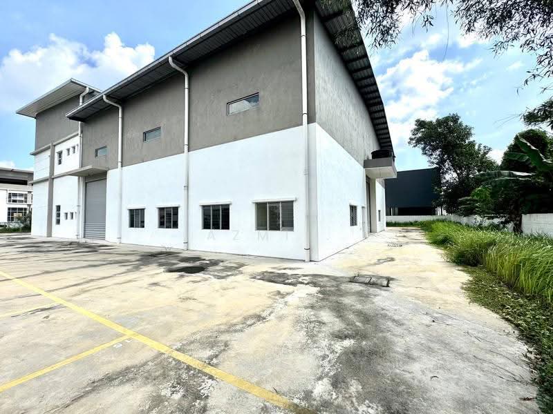 Semi-D Factory for Rent in Rawang (Selangor) - Azmi . - Exterior - PropertyGuru.com.my