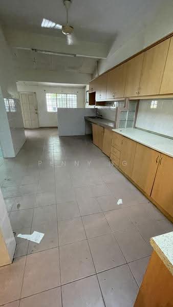 2-storey Terraced House for Sale in Usj 6 (Subang Jaya) - Penny Ng - Kitchen - PropertyGuru.com.my