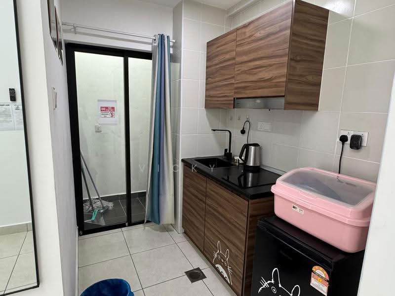 Kediaman Servis untuk Disewa di M Suite @ Desa Park North - Vicky . - Kitchen - PropertyGuru.com.my