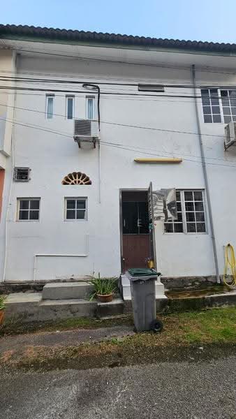 2-storey Terraced House for Sale in Bandar Putra Kulai (Kulai) - Daniel Yong - Exterior - PropertyGuru.com.my