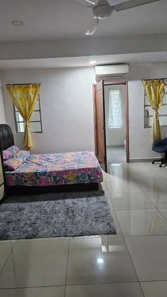 2-storey Terraced House for Sale in Bandar Putra Kulai (Kulai) - Daniel Yong - Bedroom - PropertyGuru.com.my
