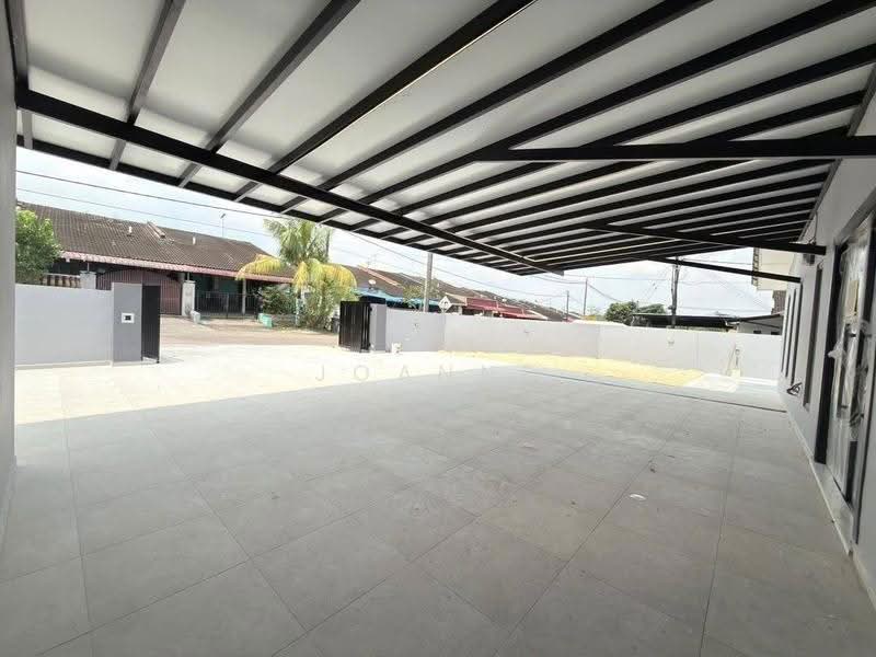 Rumah Teres 1-Tingkat untuk Dijual di Ulu Tiram (Johor) - Joanne Yong - Exterior - PropertyGuru.com.my