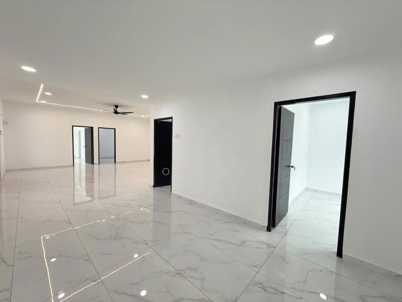Rumah Teres 1-Tingkat untuk Dijual di Ulu Tiram (Johor) - Joanne Yong - Living Room - PropertyGuru.com.my