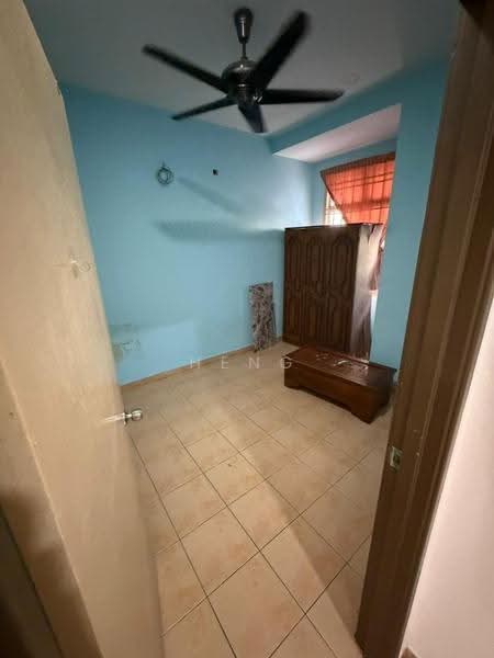Rumah Teres 2-Tingkat untuk Disewa di Taman Setia Indah (Tebrau) - Heng . - Bedroom - PropertyGuru.com.my