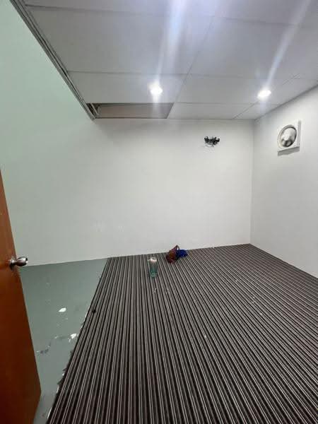 Shop for Rent in Taman Equine (Seri Kembangan) - Wai Ann Teng - Interior - PropertyGuru.com.my
