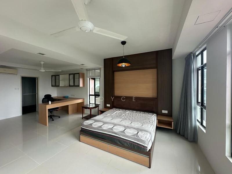Bungalow House for Rent in Batu Ferringhi (Penang) - Joyce Chin - Bedroom - PropertyGuru.com.my