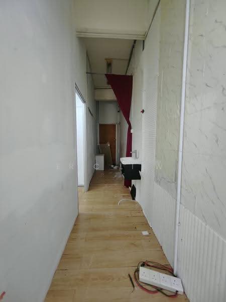 Kedai untuk Disewa di Seksyen 1 Wangsa Maju (Wangsa Maju) - Eric Liew - Corridor - PropertyGuru.com.my