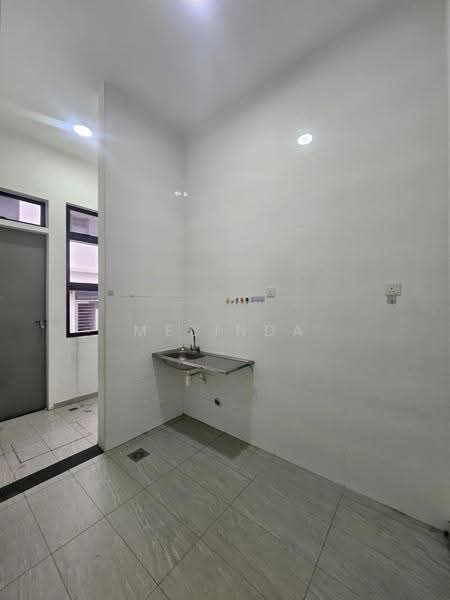 Rumah Teres 2-Tingkat untuk Dijual di Bukit Indah (Iskandar Puteri (Nusajaya)) - Melinda Ee - Kitchen - PropertyGuru.com.my