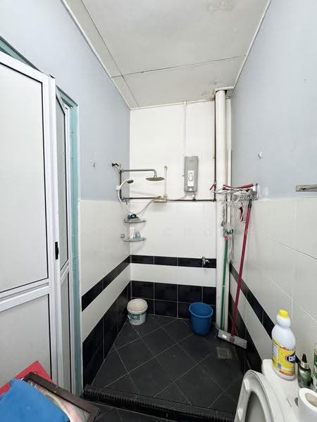 Rumah Teres 2-Tingkat untuk Dijual di Taman Seri Bahagia (Cheras) - Eldon Chong - Bathroom - PropertyGuru.com.my