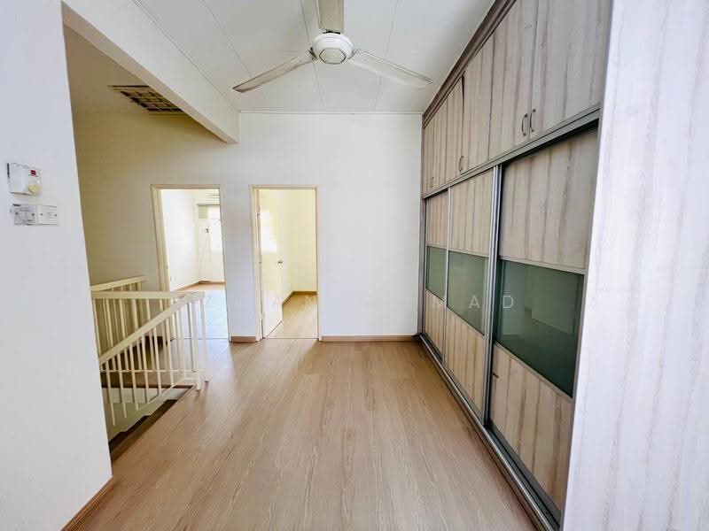 2-storey Terraced House for Sale in Bandar Baru Bangi (Selangor) - Azman Ahmad - Corridor - PropertyGuru.com.my
