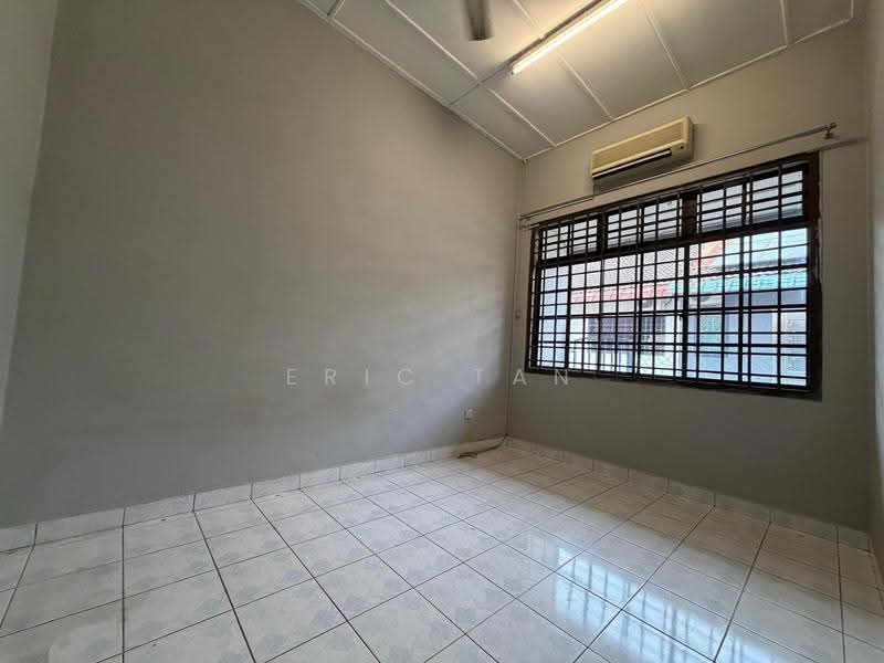 1-storey Terraced House for Rent in Taman Perling (Perling) - Eric Tan - Interior - PropertyGuru.com.my