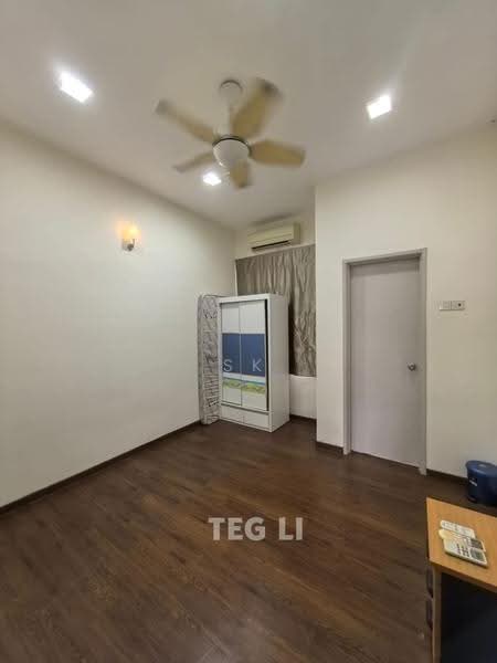 2-storey Terraced House for Sale in Kota Kemuning (Shah Alam) - SK Thiam - Bedroom - PropertyGuru.com.my