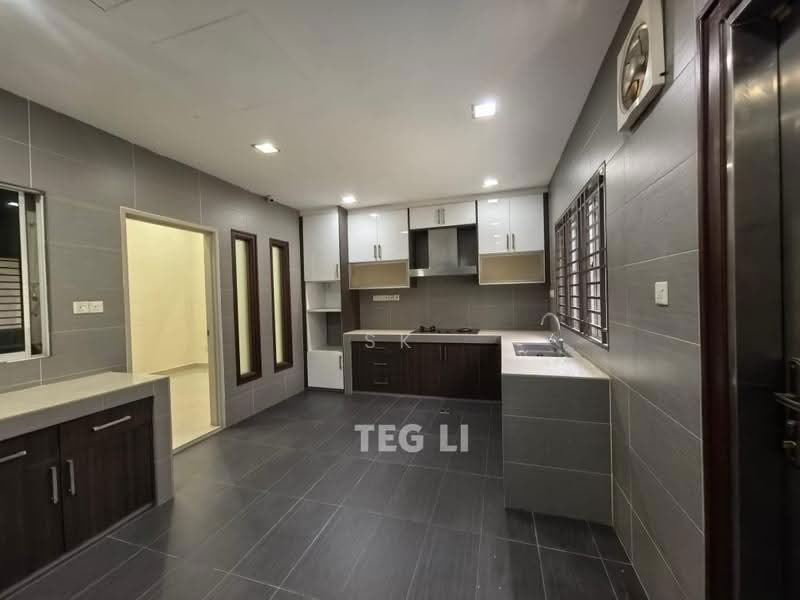 2-storey Terraced House for Sale in Kota Kemuning (Shah Alam) - SK Thiam - Kitchen - PropertyGuru.com.my