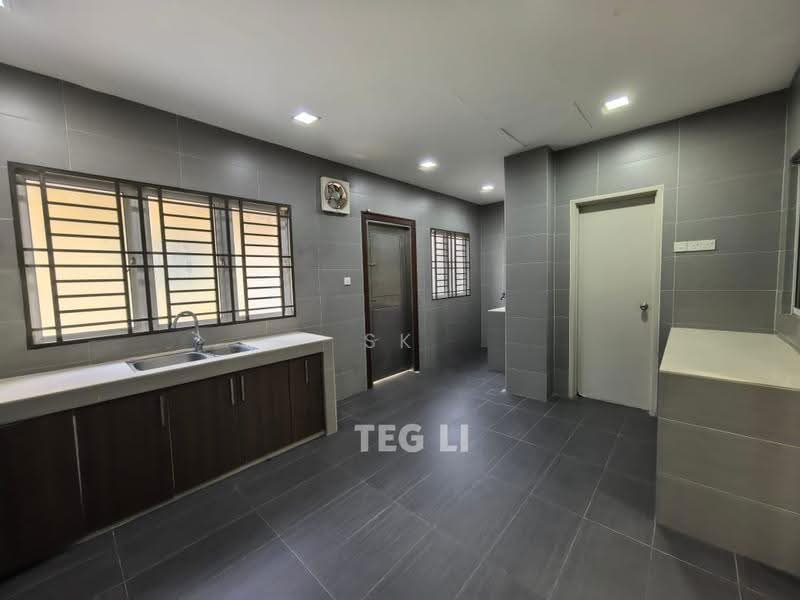 2-storey Terraced House for Sale in Kota Kemuning (Shah Alam) - SK Thiam - Kitchen - PropertyGuru.com.my
