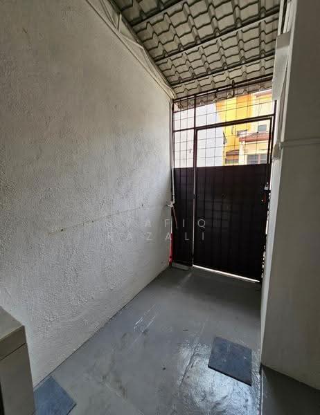 Rumah Teres 2-Tingkat untuk Dijual di Usj 22 (Subang Jaya) - Syafiq Razali - Exterior - PropertyGuru.com.my