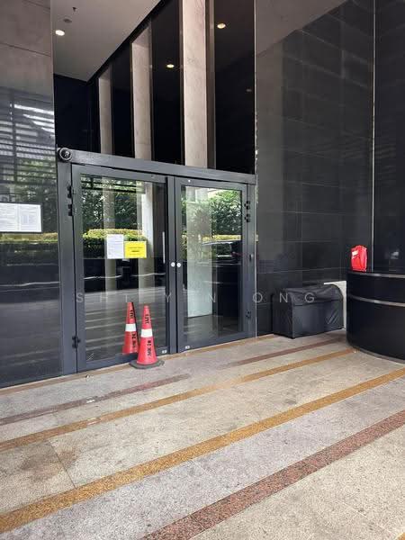 Kediaman Servis untuk Dijual di Arcoris Residences - SHI YIN ONG - Entrance - PropertyGuru.com.my