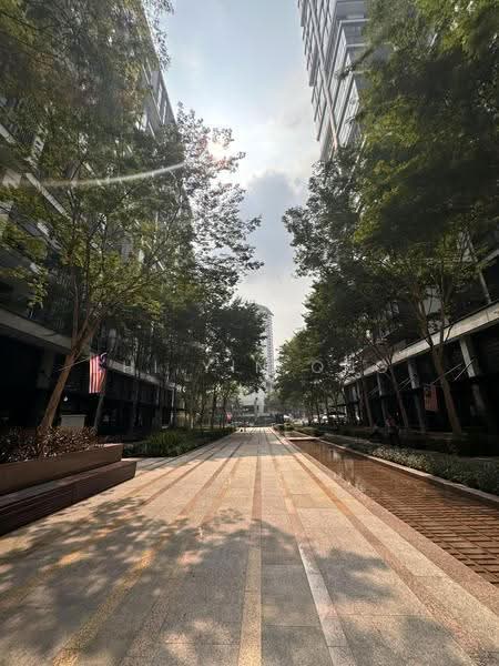 Kediaman Servis untuk Dijual di Arcoris Residences - SHI YIN ONG - Exterior - PropertyGuru.com.my
