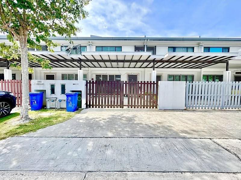 Terraced House for Sale in Shah Alam (Selangor) - NORFADILAH ZAINUDDIN - Exterior - PropertyGuru.com.my