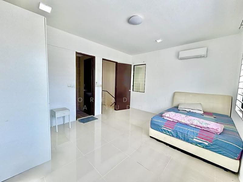 Terraced House for Sale in Shah Alam (Selangor) - NORFADILAH ZAINUDDIN - Bedroom - PropertyGuru.com.my