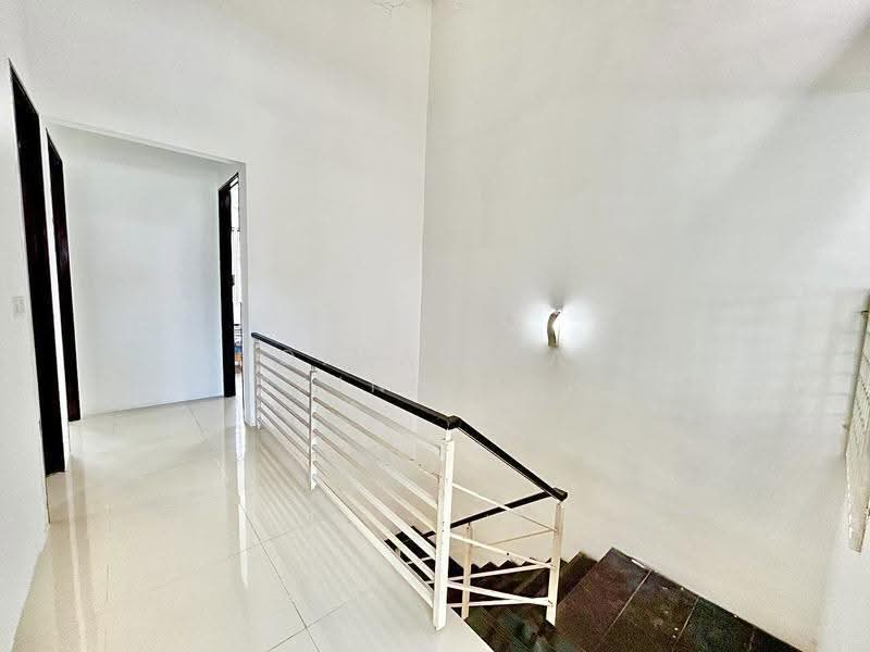 Terraced House for Sale in Shah Alam (Selangor) - NORFADILAH ZAINUDDIN - Corridor - PropertyGuru.com.my