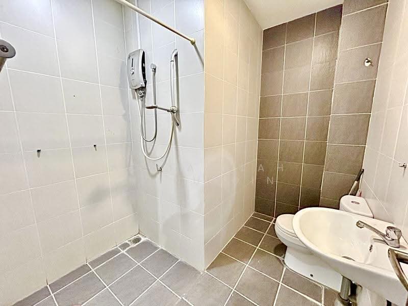 Terraced House for Sale in Shah Alam (Selangor) - NORFADILAH ZAINUDDIN - Bathroom - PropertyGuru.com.my