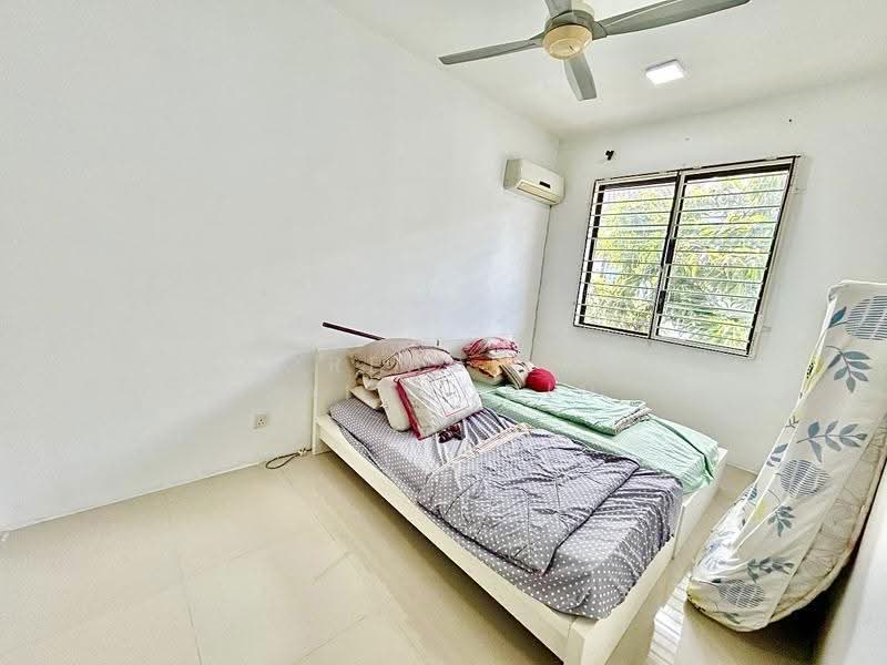 Terraced House for Sale in Shah Alam (Selangor) - NORFADILAH ZAINUDDIN - Bedroom - PropertyGuru.com.my