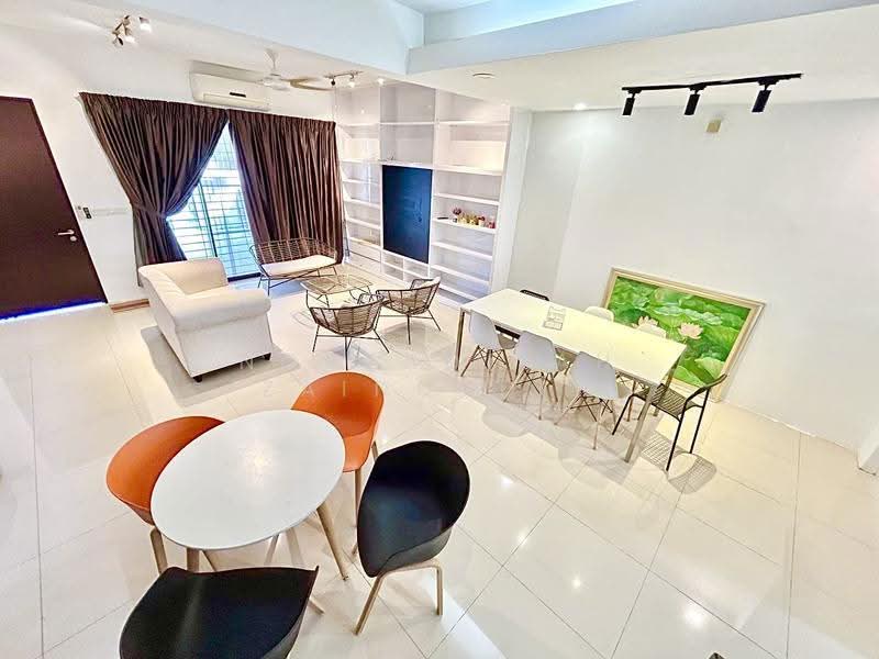 Terraced House for Sale in Shah Alam (Selangor) - NORFADILAH ZAINUDDIN - Living Room - PropertyGuru.com.my