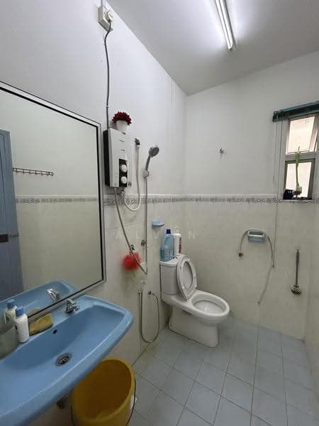 Condominium for Sale at Hillcity - Alvin Soon - Bathroom - PropertyGuru.com.my