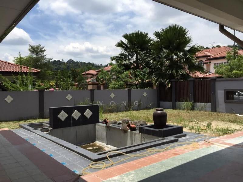 Rumah Berkembar untuk Dijual di Bandar Puteri Puchong (Puchong) - Wong Chee Keong - Garden - PropertyGuru.com.my
