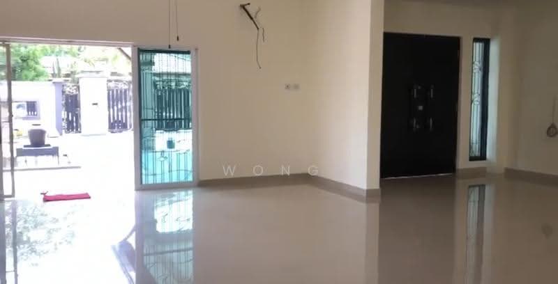 Rumah Berkembar untuk Dijual di Bandar Puteri Puchong (Puchong) - Wong Chee Keong - Living Room - PropertyGuru.com.my