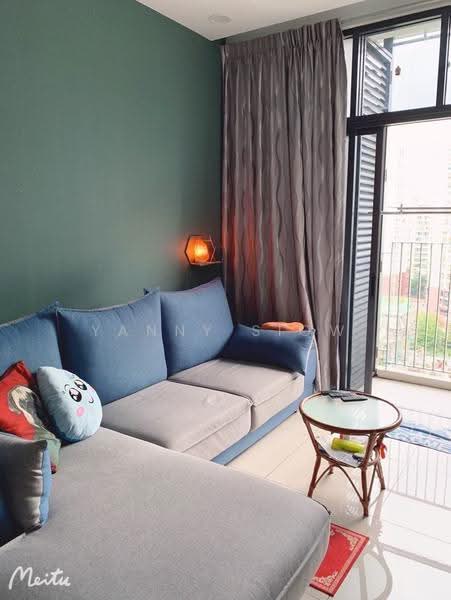 Service Residence for Sale at Serviced Residence @ Fera Residence @ The Quartz WM - Yanny Siow - Living Room - PropertyGuru.com.my