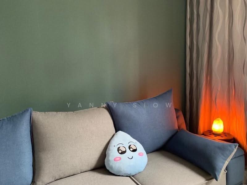 Service Residence for Sale at Serviced Residence @ Fera Residence @ The Quartz WM - Yanny Siow - Living Room - PropertyGuru.com.my