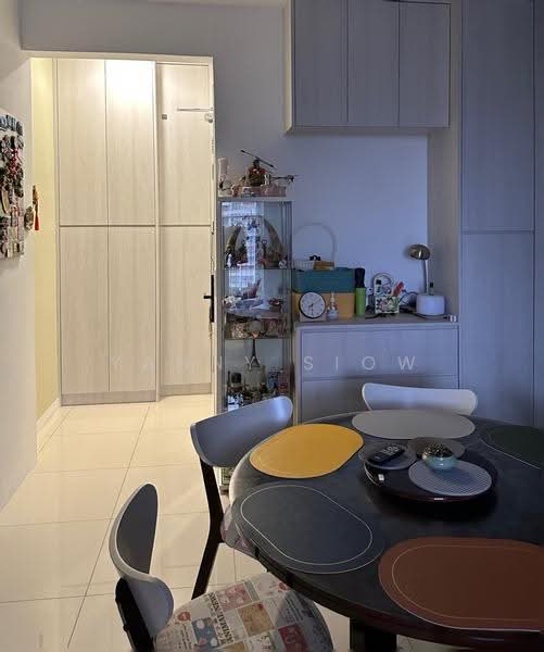 Service Residence for Sale at Serviced Residence @ Fera Residence @ The Quartz WM - Yanny Siow - Dining Room - PropertyGuru.com.my