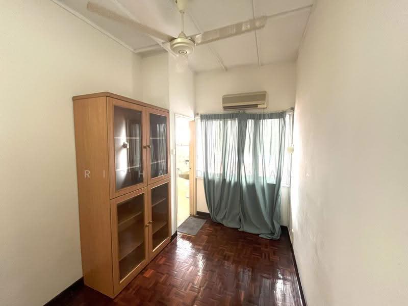 2-storey Terraced House for Rent in Taman Tun Dr Ismail (Kuala Lumpur) - Richard Small - PropertyGuru.com.my