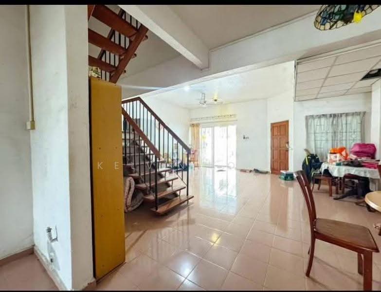 Rumah Teres untuk Dijual di Taman Kota Jaya (Kota Tinggi) - Kelvin Koay - Living Room - PropertyGuru.com.my