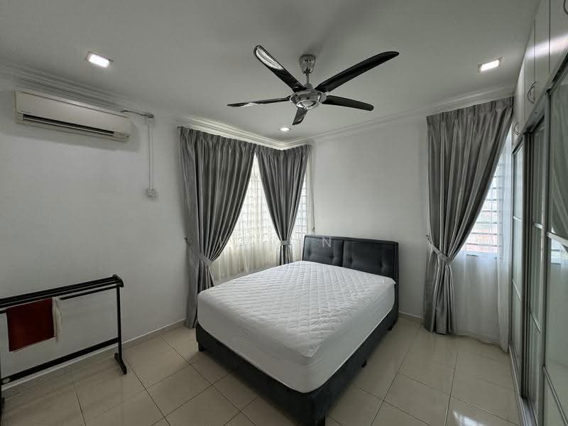 Pangsapuri untuk Dijual di Pangsapuri Anggun - Imran Ismadi - Bedroom - PropertyGuru.com.my