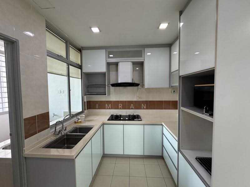 Pangsapuri untuk Dijual di Pangsapuri Anggun - Imran Ismadi - Kitchen - PropertyGuru.com.my