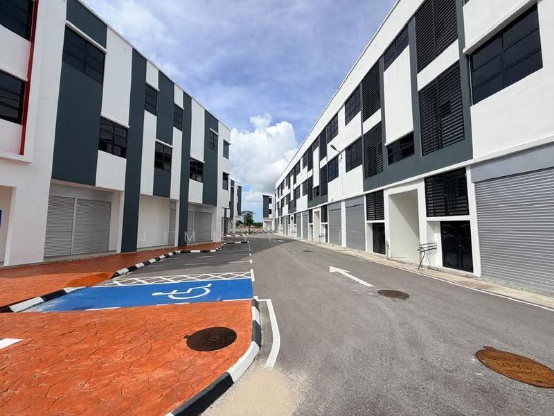 Kedai untuk Dijual di Kota Samarahan (Sarawak) - Jimmyy Chin - Exterior - PropertyGuru.com.my