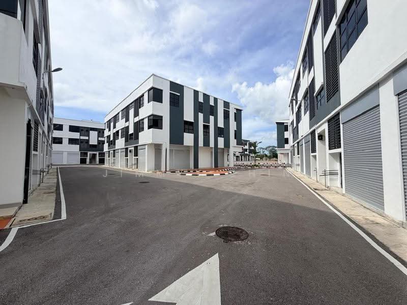 Kedai untuk Dijual di Kota Samarahan (Sarawak) - Jimmyy Chin - Exterior - PropertyGuru.com.my