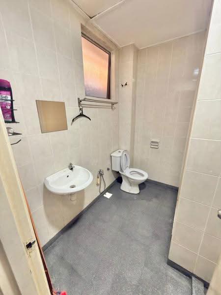 2-storey Terraced House for Sale in Alam Budiman (Shah Alam) - Wan Azlan Ahmad - Bathroom - PropertyGuru.com.my
