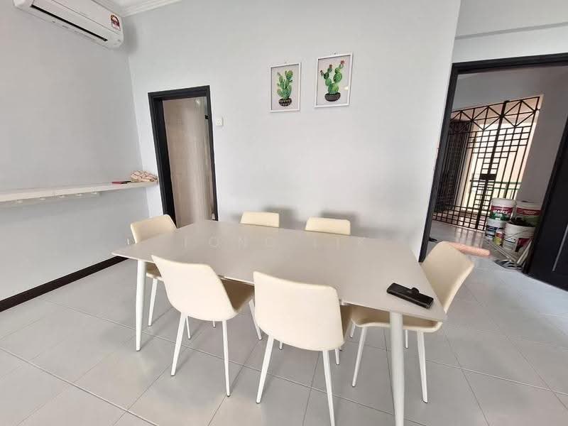 Kondominium untuk Dijual di The Wadihana - Fong Lik - Dining Room - PropertyGuru.com.my