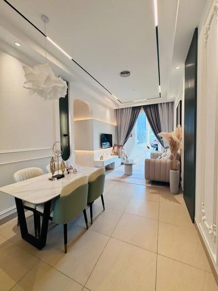 Kediaman Servis untuk Dijual di Permas Heights - Nadzmi Azilan - Living Room - PropertyGuru.com.my