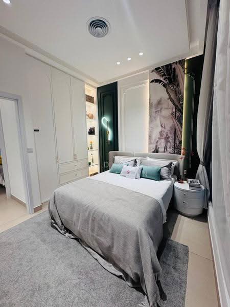 Kediaman Servis untuk Dijual di Permas Heights - Nadzmi Azilan - Bedroom - PropertyGuru.com.my