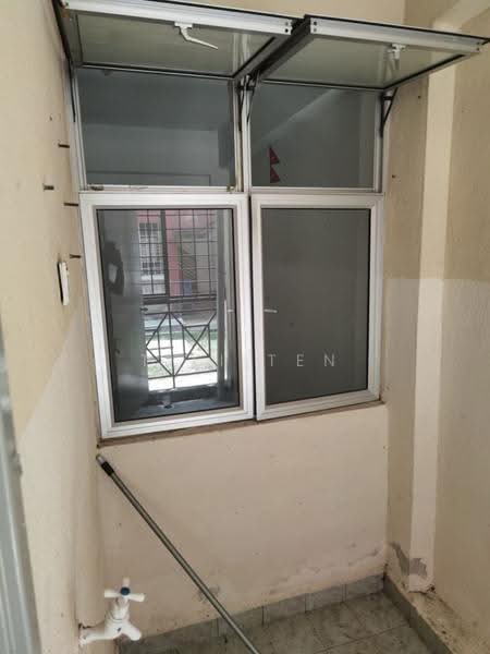 Pangsapuri untuk Disewa di Mantin - Tifi Ten - Balcony - PropertyGuru.com.my