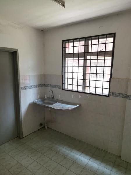 Pangsapuri untuk Disewa di Mantin - Tifi Ten - Kitchen - PropertyGuru.com.my