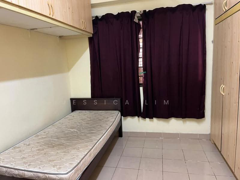 Condominium for Sale at Vista Komanwel A - Jessica Lim - Bedroom - PropertyGuru.com.my