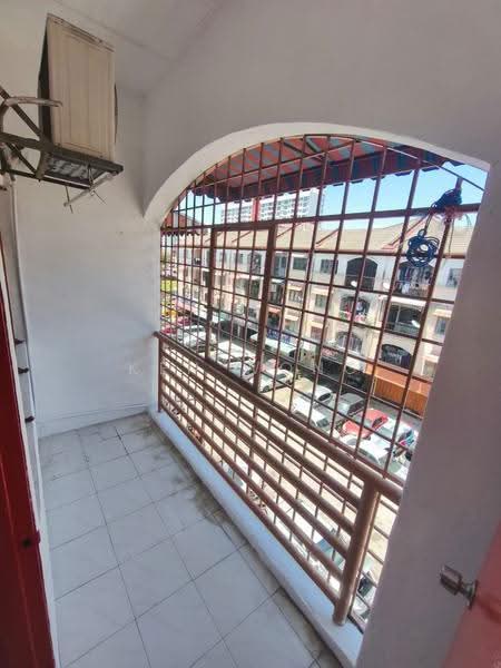 Pangsapuri untuk Disewa di Taman Pandan Jaya - Ken Wong - Balcony - PropertyGuru.com.my