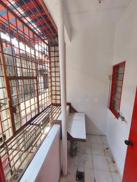 Pangsapuri untuk Disewa di Taman Pandan Jaya - Ken Wong - Balcony - PropertyGuru.com.my